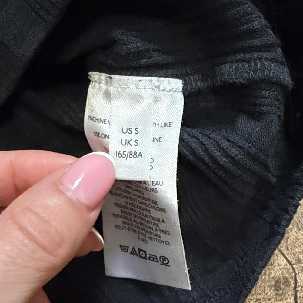 Pilcro Black Textured Tank Top - Picture 3 of 7